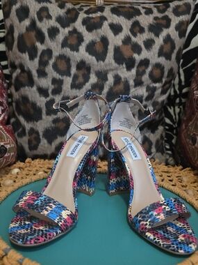 Steve Madden Carrson Snake Rainbow Ankle Strap Chunky Sandal Heel 7.5